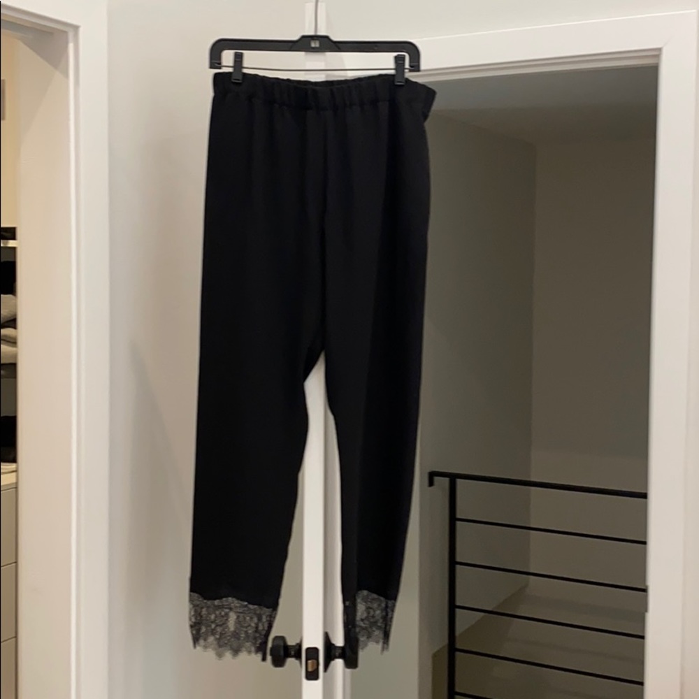 Pant with lace bottoms